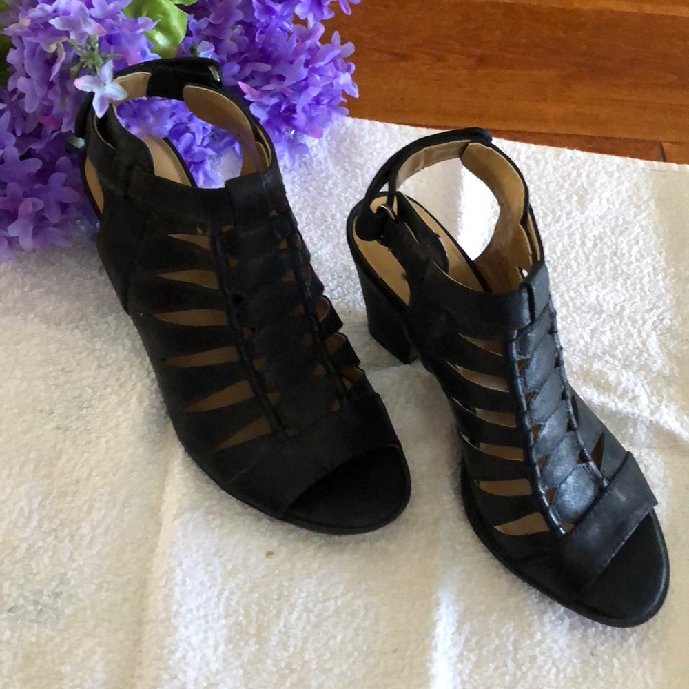 Naturalizer shoes